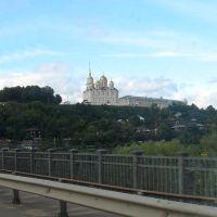 Владимир, вид на Успенский собор с моста через Клязьму., Владимир