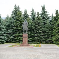 Памятник В.И. Ленину на Красной площади, Суздаль