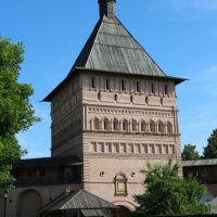 Главная проездная башня Спасо-Евфимиевского монастыря (вид из монастыря), Суздаль