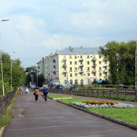 Вид с Октябрьского моста на улицу Советскую, Шуя