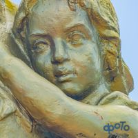 Памятник, скульптура: "Воин-освободитель"., Курск