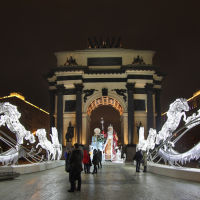 Триумфальная арка в дни новогодних праздников, Москва