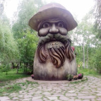 Скульптура Гриб в парке отдыха "В некотором царстве", Рязань