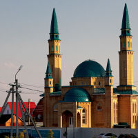 Строительство мечети, Нурлат