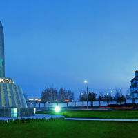 Монумент на кольце 30 лет победы, Кривой Рог