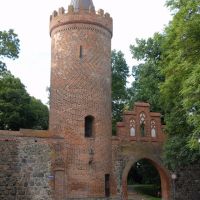 Fangelturm erbaut im 14. Jhdt, 19 m hoch, diente bis ins 19. Jhdt als Gefängnis, Нойебранденбург