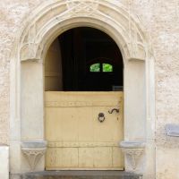 Germany_Anhalt_Wittenberg_House of Philipp Melanchthon_renaissance door between 2 stone seats_P1040741k.jpg, Виттенберг