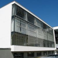 Bauhaus Dessau (Werkstattflügel mit Glasvorhangfassade), Дессау