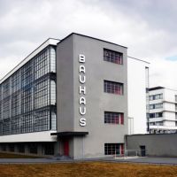 Der berühmte Bauhausgebäude, Дессау