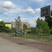 Basketballplatz auf dem Maxim-Gorki-Schulgelände, Волмирстэдт