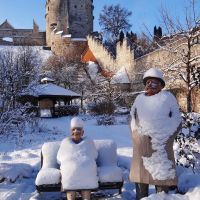 Grandma and Grandpa with white coat, Бургхаузен