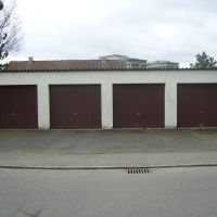 vier Garagen in Braun, Гоппинген