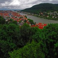 GER Heidelberg Schloss - City - [Neckar] from Schlossgarten in the rain Panorama by KWOT, Хейдельберг
