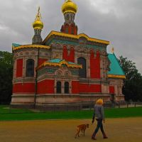 GER Darmstadt Russische-Orthodoxe-Kapelle Maria-Magdalena in Europaplatz by KWOT {Subtitle: Gold Tops Everywhere... by KWOT}, Дармштадт