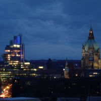 Rathaus und Nord LB bei Nacht, Hannover, Ганновер