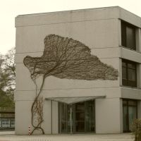 Moderne Skulptur am Haus, Нордхорн