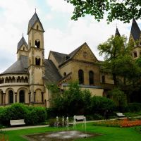 St.Kastor-Basilika und der Blumenhof, Кобленц