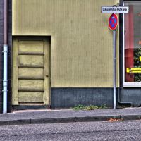 Die gelbe Türe an der Laurentiusstraße, Бергиш-Гладбах
