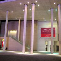 KUNTZ Museum im nacht - Art museum seen at night - musée de lart vue dans la nuit (2), Бонн