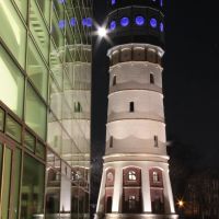 Der Mond zwischen Theater und Wasserturm, Гутерсло