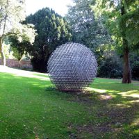 Skulpturengarten, Sphere-trames, 1962, von Francois Morellet (2008), Монхенгладбах
