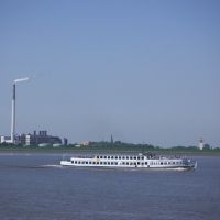 Bremerhaven - Ausflugsdampfer "Oceana" auf der Weser, Бремерхафен