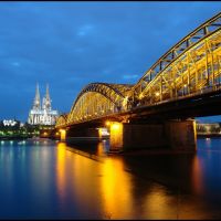Winner of Honorable Mention Contest MAY 2011- Blue Hour in Cologne - 30 sec.- River Rhine,  Hohenzollernbrücke , the Dom Cathedral of Cologne - UNESCO World Heritage - Germany - [By Stathis Chionidis], Кельн
