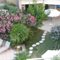 Garden, Pool area, Mercure Roi Rene Hotel/Aix-en-Provence, А-ен-Провенс