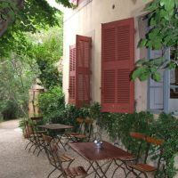 Cafe in garden of Paul Cezannes studio, А-ен-Провенс