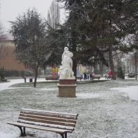 ST-MAUR - Statue sous la neige, Сен-Мар-дес-Фоссе