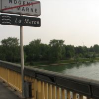 El puente de Nogent-sur-Marne, Fr., Фонтеней-су-Буа