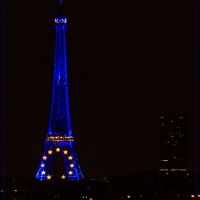 La tour Eiffel aux couleurs de lEurope pour la présidence de lUnion, Курбеву