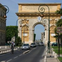Montpellier arc de triomph, Монпелье