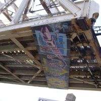 Graffitis sous le pont SNCF avant 2010., Сет