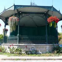 Bayonne - Le kiosque de la place Charles de Gaulle, Байонна