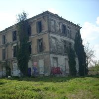 Saint-Denis : abandoned 3  dedicated to Roland, Сен-Дени