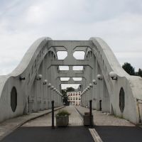 most v Dárkově I, Карвина