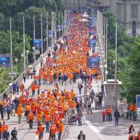 Berne / Euro-2008 / the people from Holland on the way to Stadium, Берн