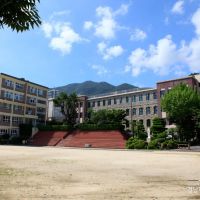 Sung Ji Girls’High School, Масан