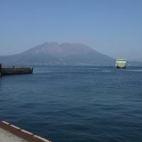 Kagoshima bay looking at Sakurajima, Кагошима
