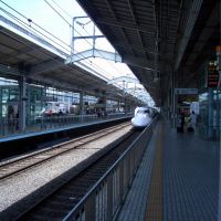 Shinkansen approaching Kyoto station, Киото