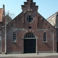 Monumentale gevel van IJsfabriek de Noordpool aan de Jan van Polanenkade in Breda, Бреда