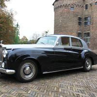 The Rolls Royce and the Castle of Helmond, Хелмонд