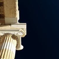 Acrópolis de Atenas. Detalle de columna en los Propíleos., Афины