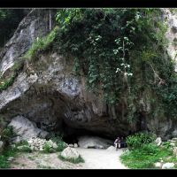 Abkhazia. New Athos. Gorge of St. Apostle Simon the Zealot. Grotto., Новый Афон