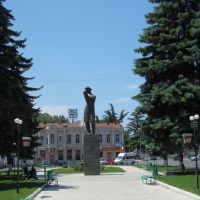 Nikoloz Baratishvili Park, Gori, Гори