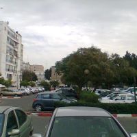 Car parking behind Beit Yatir, Кфар Саба