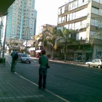 Histadrut street at 6:30 in the morning, Пэтах-Тиква