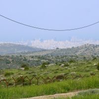 Tel Aviv from Hills of Ariel (16-APR-11), Ариэль