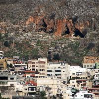 Caves above Dayr alAsad, Кармиэль